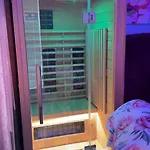 S&v 3 Istocno Sarajevo Sa Jacuzzi Lux Hilandarska Centar Lukavica