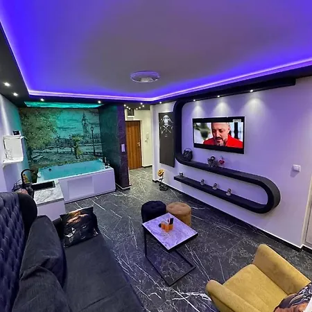 S&v 3 Istocno Sarajevo Sa Jacuzzi I Sauna Lux Hilandarska Centar Lägenhet