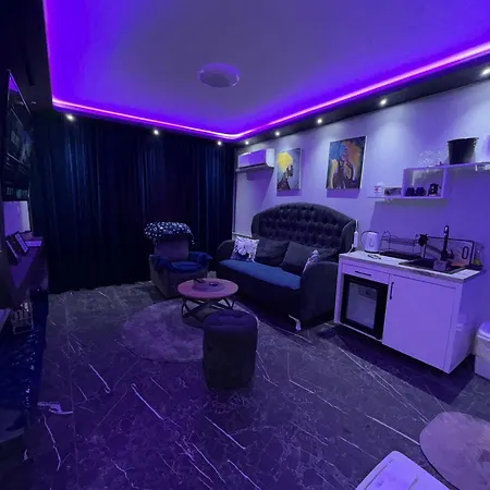 S&v 3 Istocno Sarajevo Sa Jacuzzi Lux Hilandarska Centar Lukavica