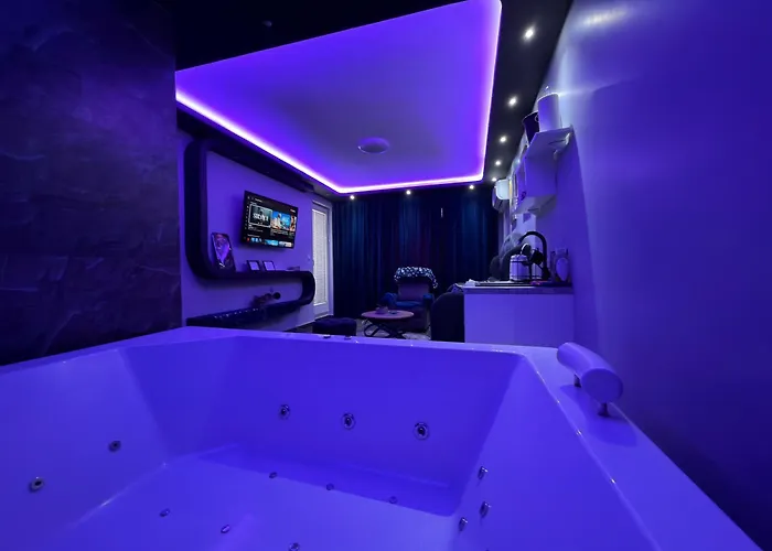 S&v 3 Istocno Sarajevo Sa Jacuzzi Lux Hilandarska Centar Διαμέρισμα